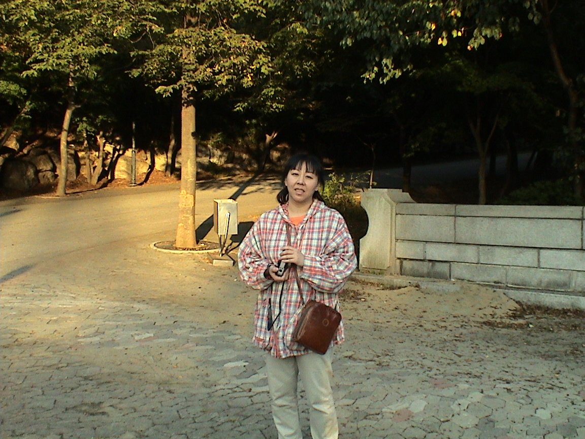2002년 10월 서울 대공원에서.jpg
